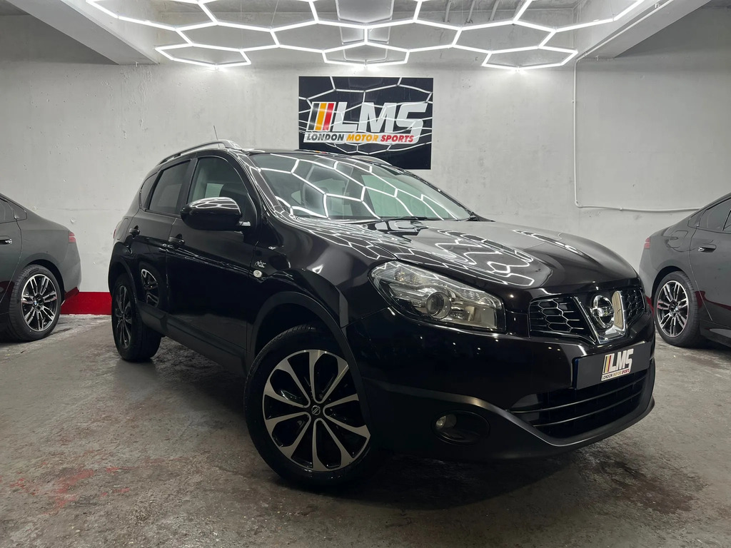 Nissan Qashqai Hatchback Silver #33