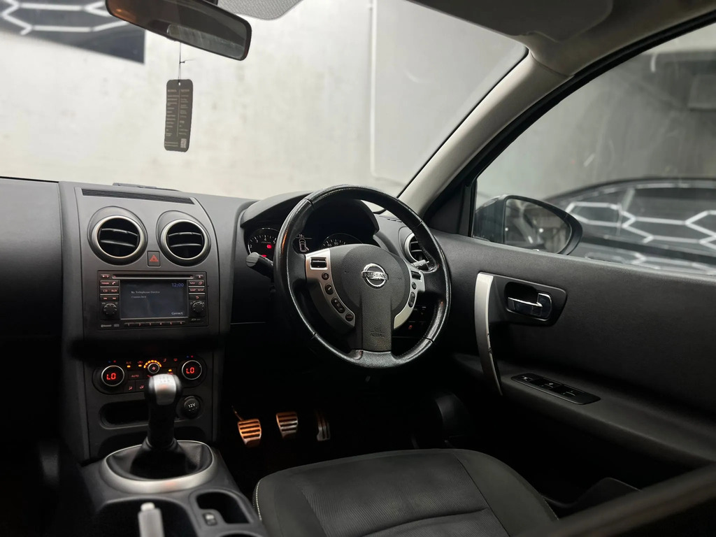 Nissan Qashqai Hatchback Silver #53