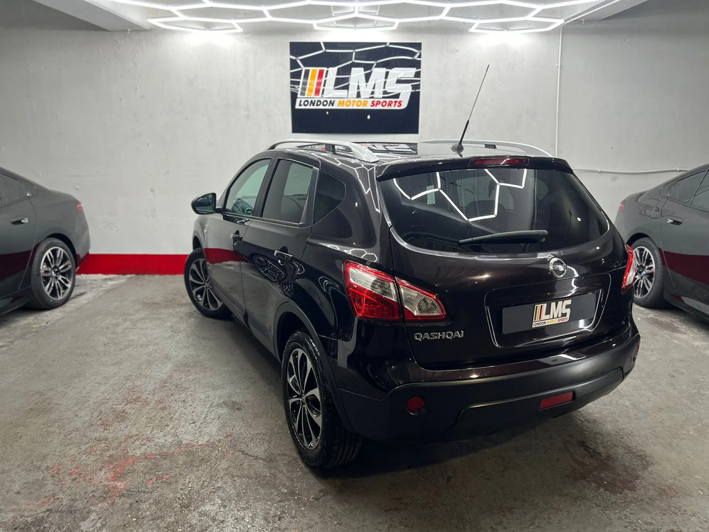 Nissan Qashqai Hatchback Silver #70