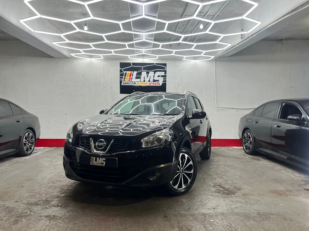 Nissan Qashqai Hatchback Silver #3