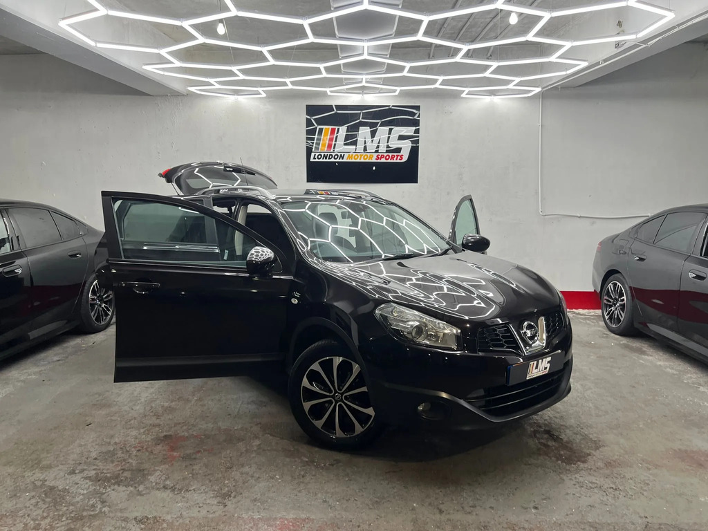 Nissan Qashqai Hatchback Silver #44