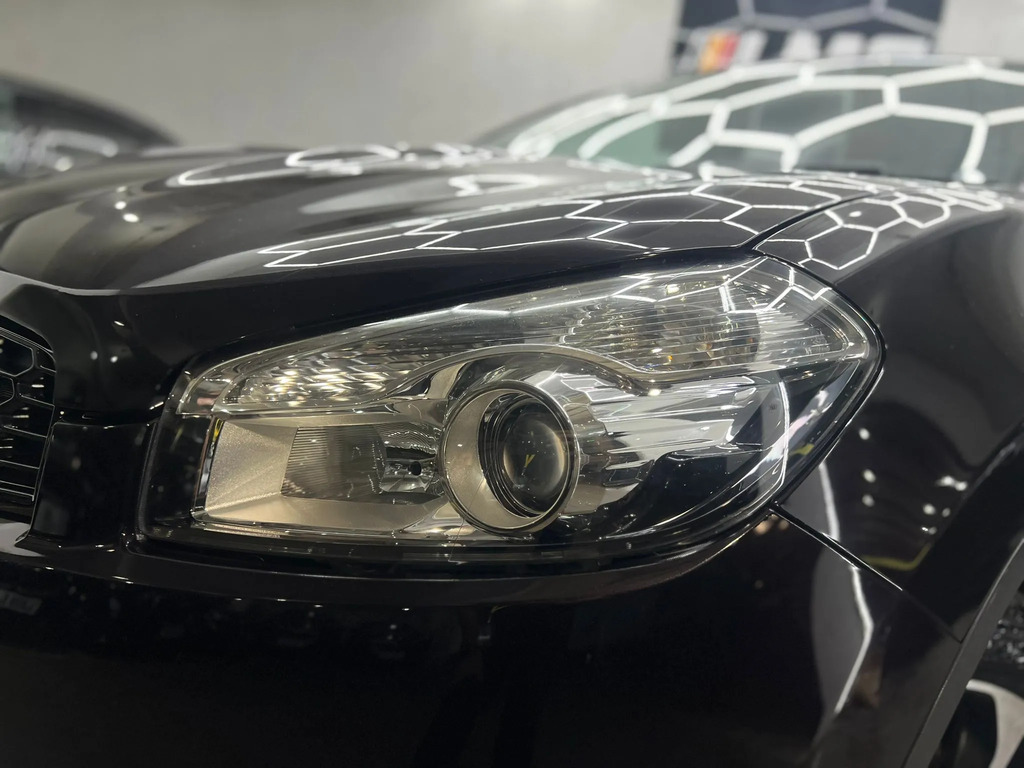 Nissan Qashqai Hatchback Silver #12