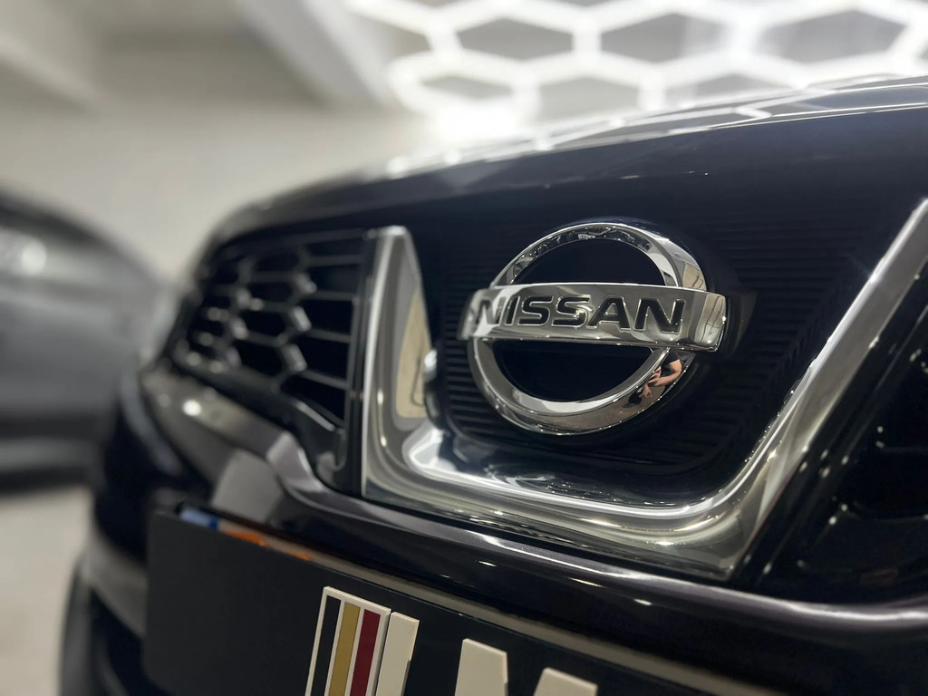 Nissan Qashqai Hatchback Silver #15
