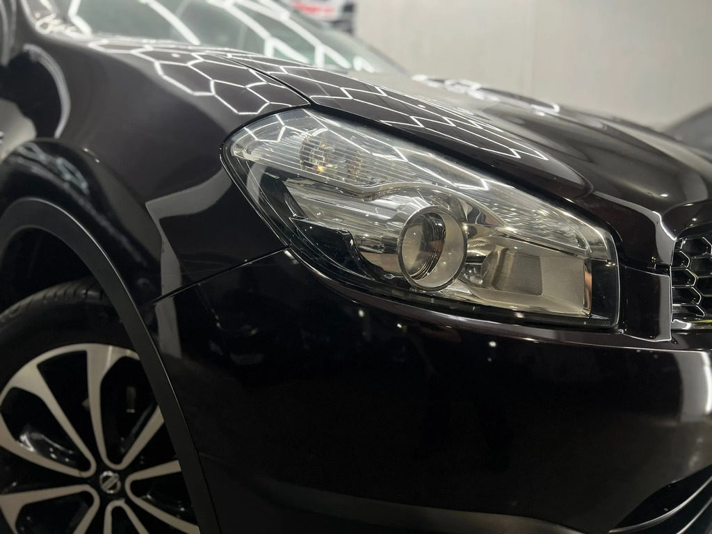 Nissan Qashqai Hatchback Silver #36