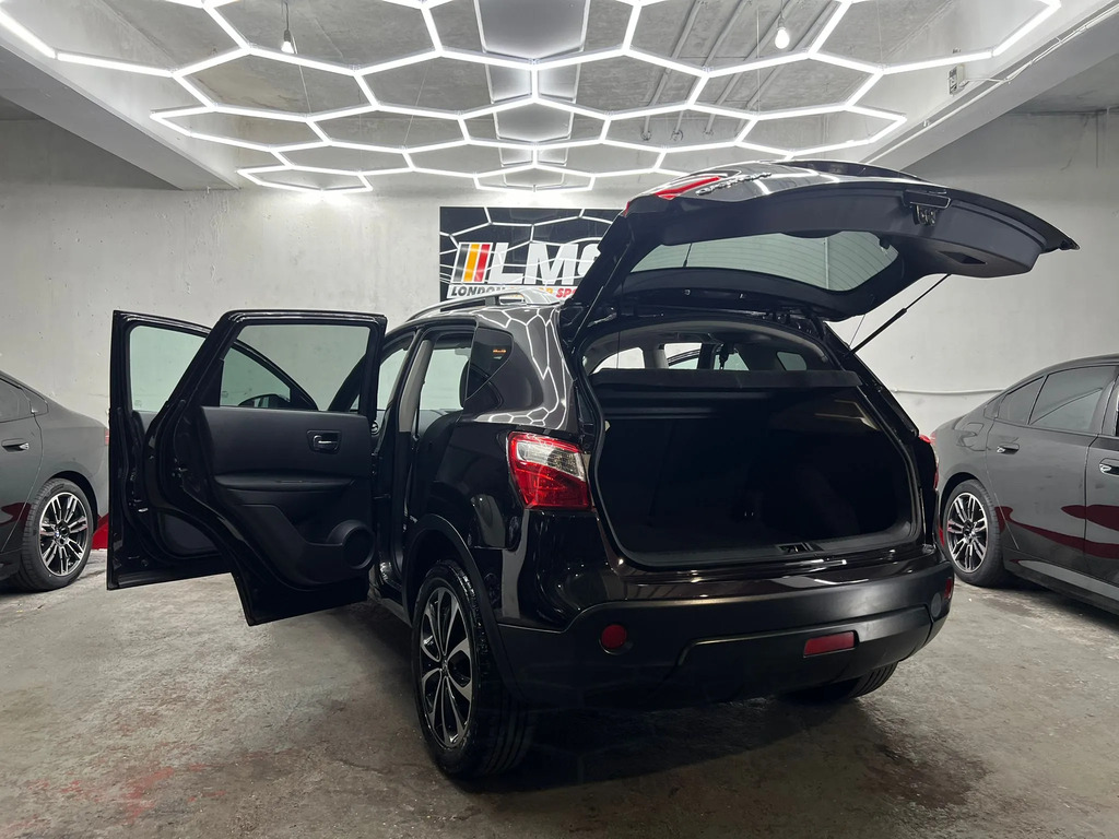 Nissan Qashqai Hatchback Silver #85
