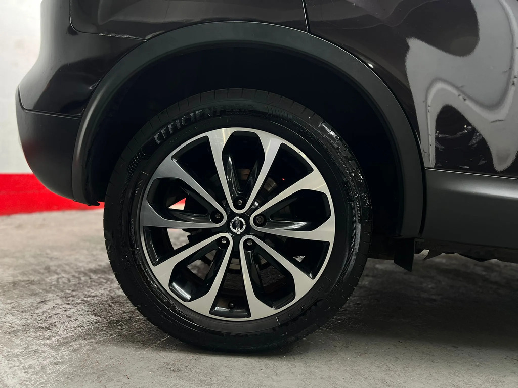 Nissan Qashqai Hatchback Silver #112
