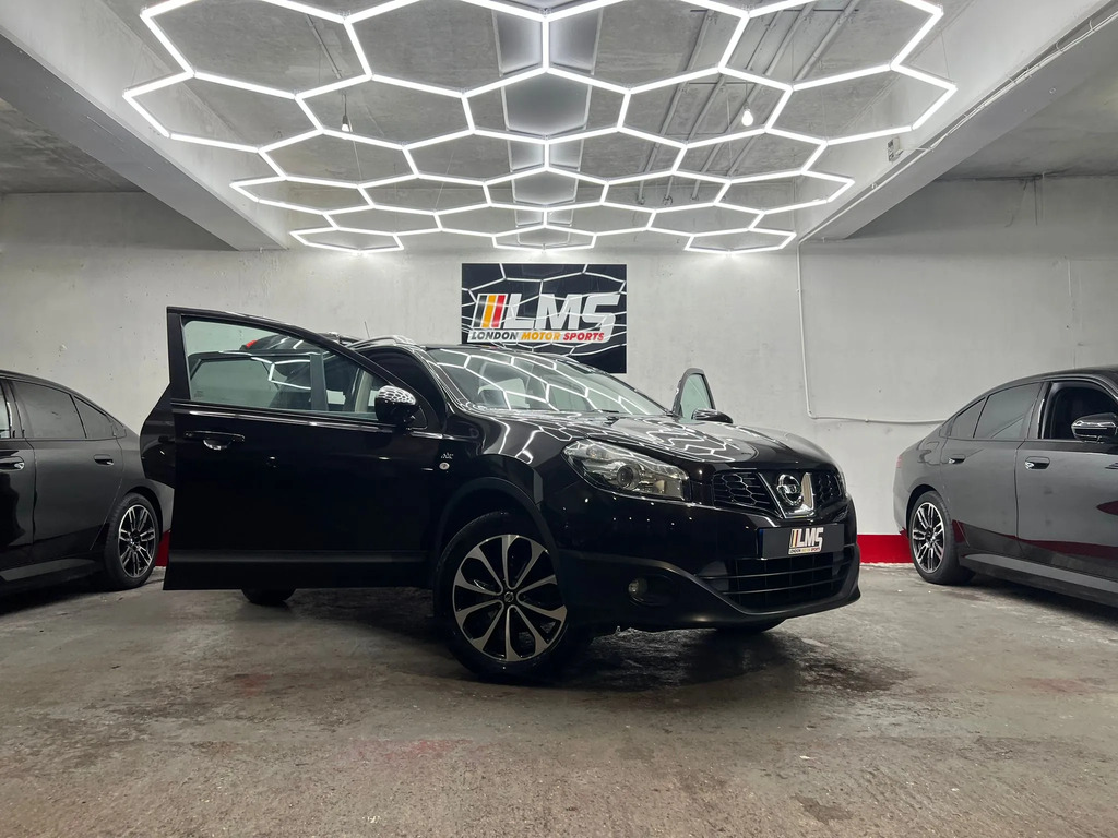 Nissan Qashqai Hatchback Silver #43