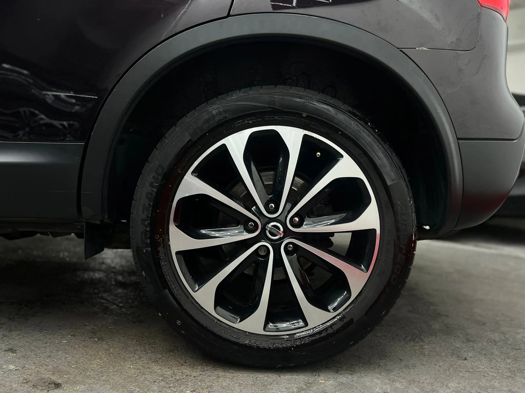 Nissan Qashqai Hatchback Silver #114