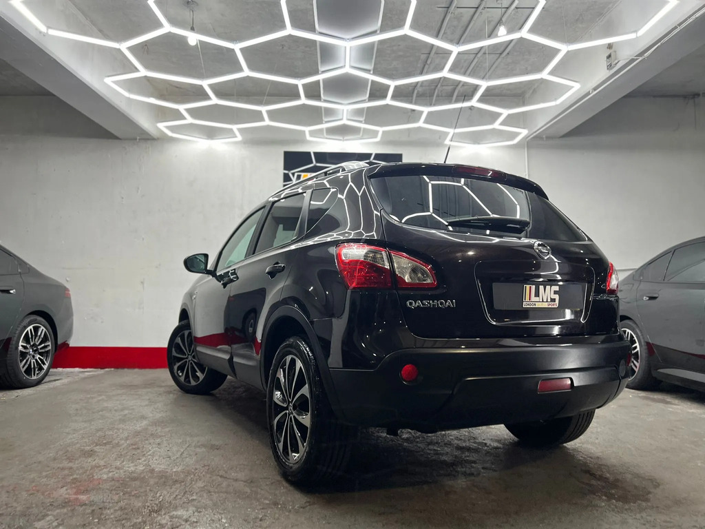 Nissan Qashqai Hatchback Silver #71