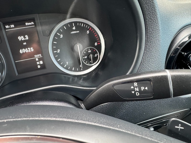 Mercedes-Benz Vito 114 Progressive L2 White #3