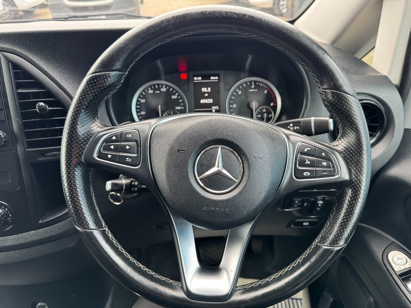 Mercedes-Benz Vito 114 Progressive L2 White #6