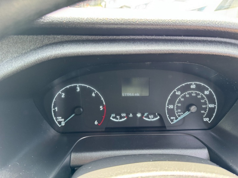 Ford Transit Custom 350 Leader P V White #2