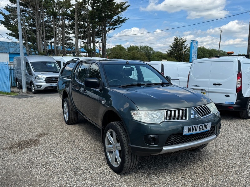 Mitsubishi L200 Di-d 4X4 4Work Lb Green