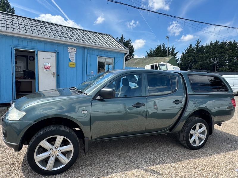 Mitsubishi L200 Di-d 4X4 4Work Lb Green #4