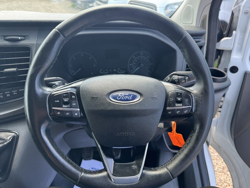 Ford Transit Custom 300 Trend P V White #5