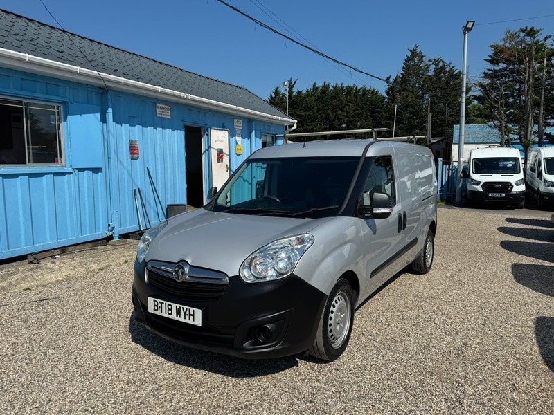 Vauxhall Combo 1.5 Turbo D Blueinjection Energy Mpv Ma Black #9