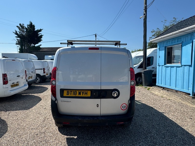 Vauxhall Combo 1.5 Turbo D Blueinjection Energy Mpv Ma Black #12