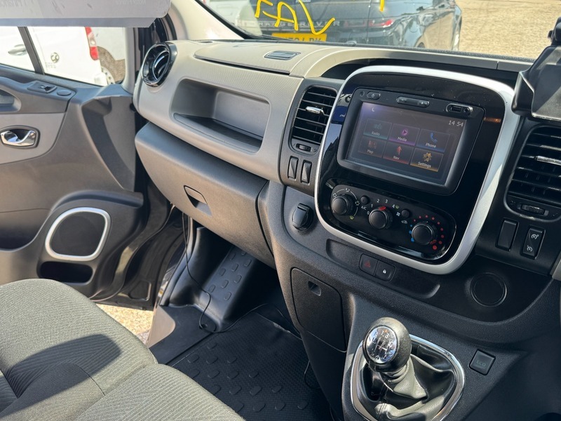 Renault Trafic 1.6 Dci 27 Black #14