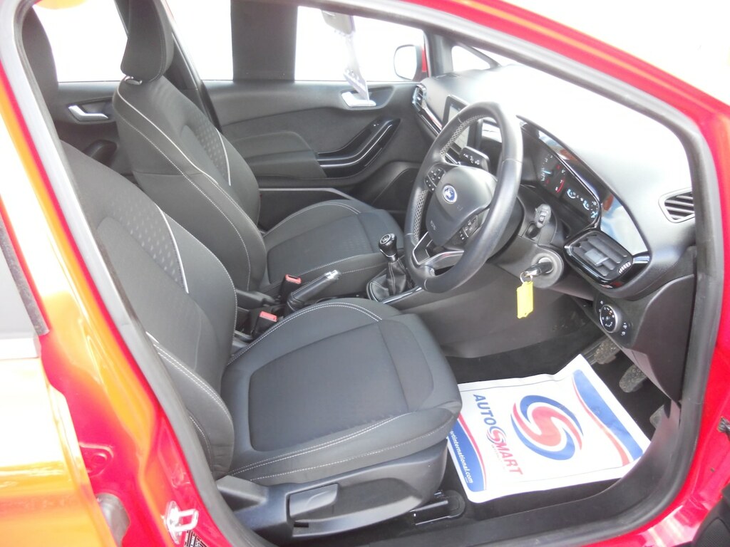 Ford Fiesta 1.1 Zetec VA18YTD Red #5