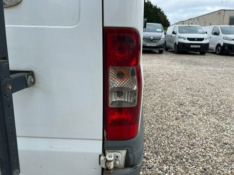Ford Transit Custom 2.2 300 Shr 9 Str 115 Bhp White #18