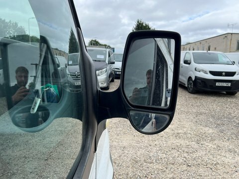 Ford Transit Custom 2.2 300 Shr 9 Str 115 Bhp White #14