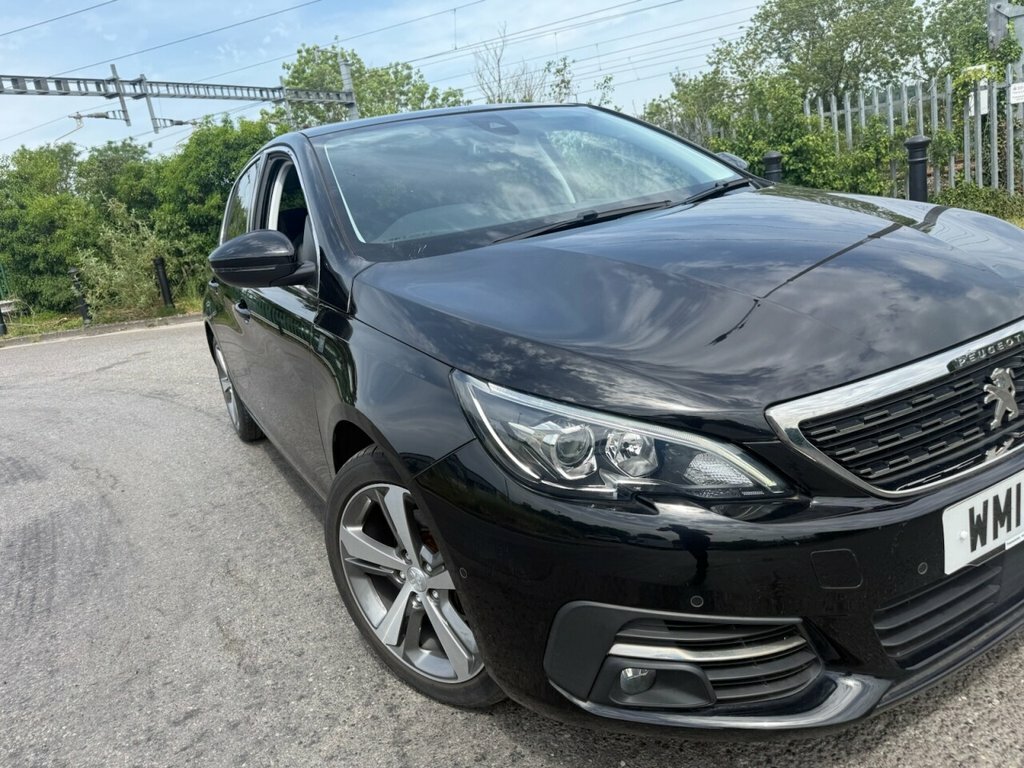 Peugeot 308 1.2L Tech Edition Black #5