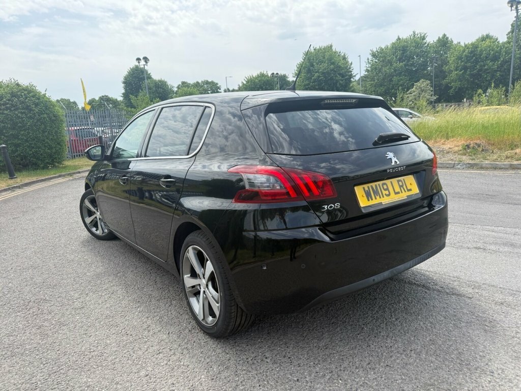 Peugeot 308 1.2L Tech Edition Black #6