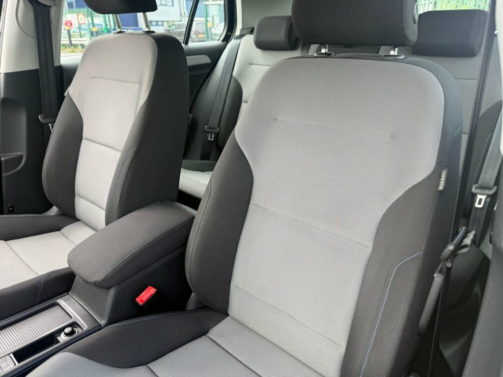 Volkswagen e-Golf E-golf Black #20
