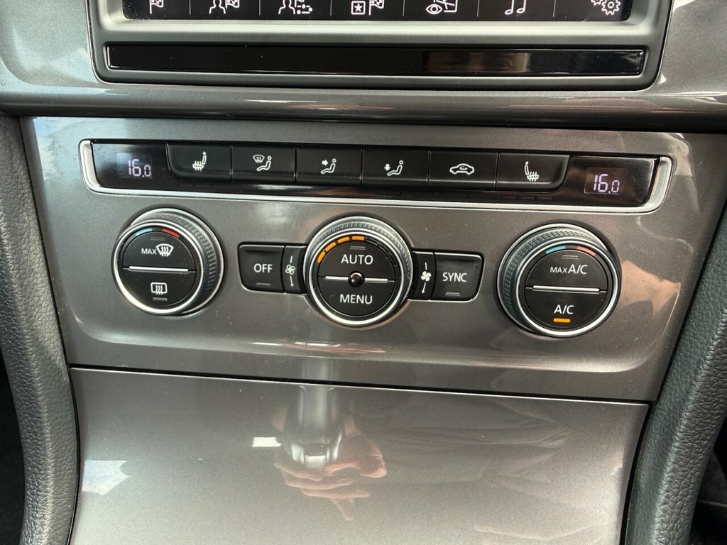 Volkswagen e-Golf E-golf Black #43