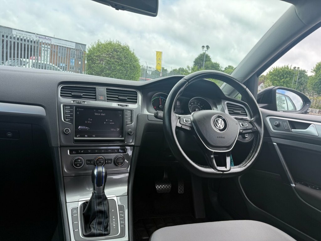 Volkswagen e-Golf E-golf Black #29