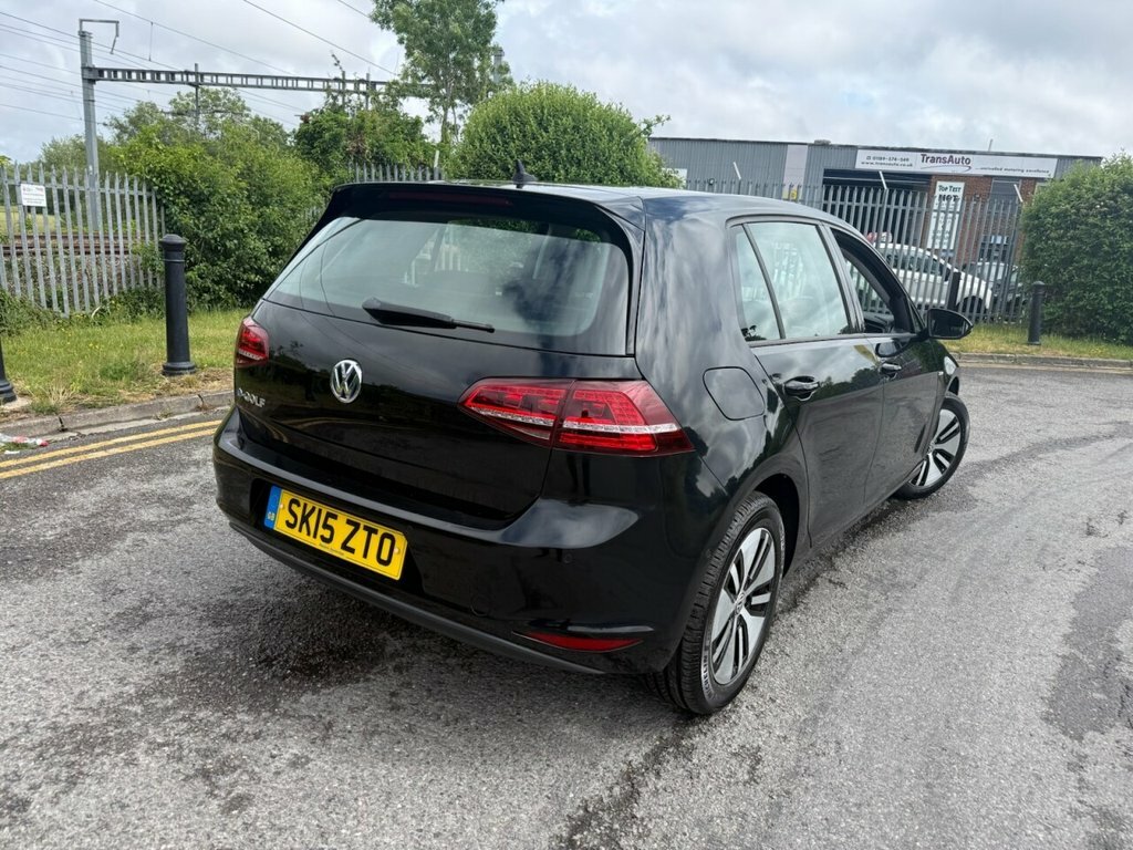 Volkswagen e-Golf Hatchback SK15ZTO Black #3