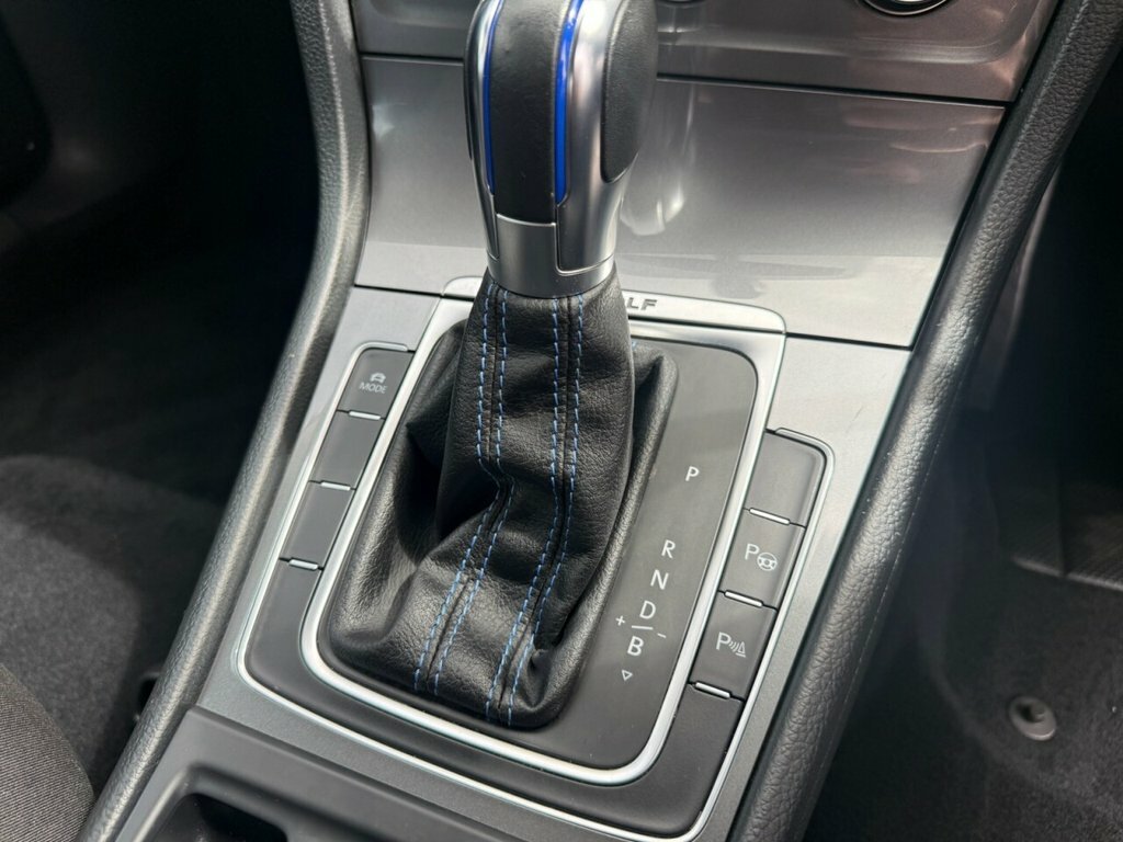 Volkswagen e-Golf E-golf Black #44