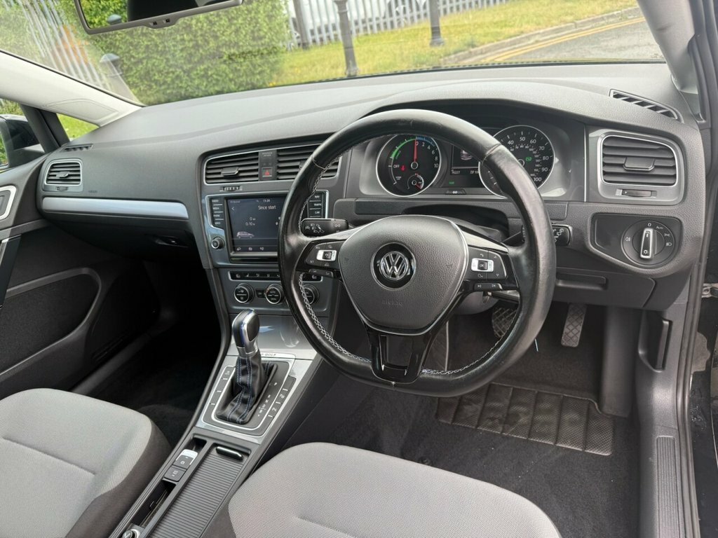 Volkswagen e-Golf E-golf Black #30