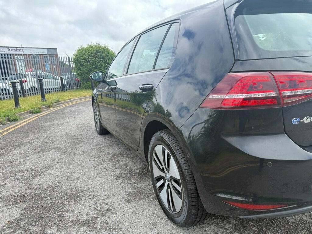 Volkswagen e-Golf E-golf Black #12