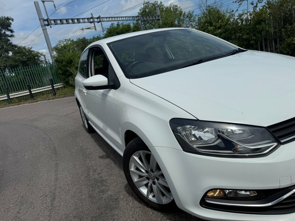 Volkswagen Polo 1L Se White #5
