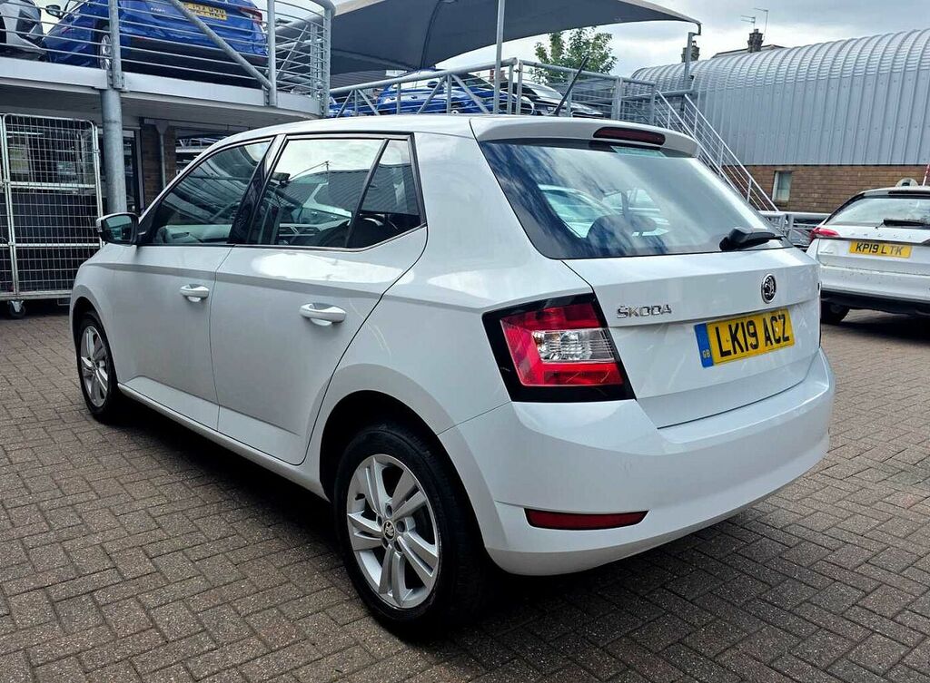 Skoda Fabia 1.0 Mpi 75 Se LK19ACZ White #3