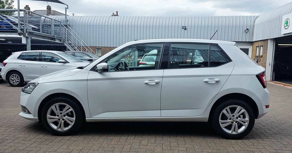 Skoda Fabia 1.0 Mpi 75 Se LK19ACZ White #4