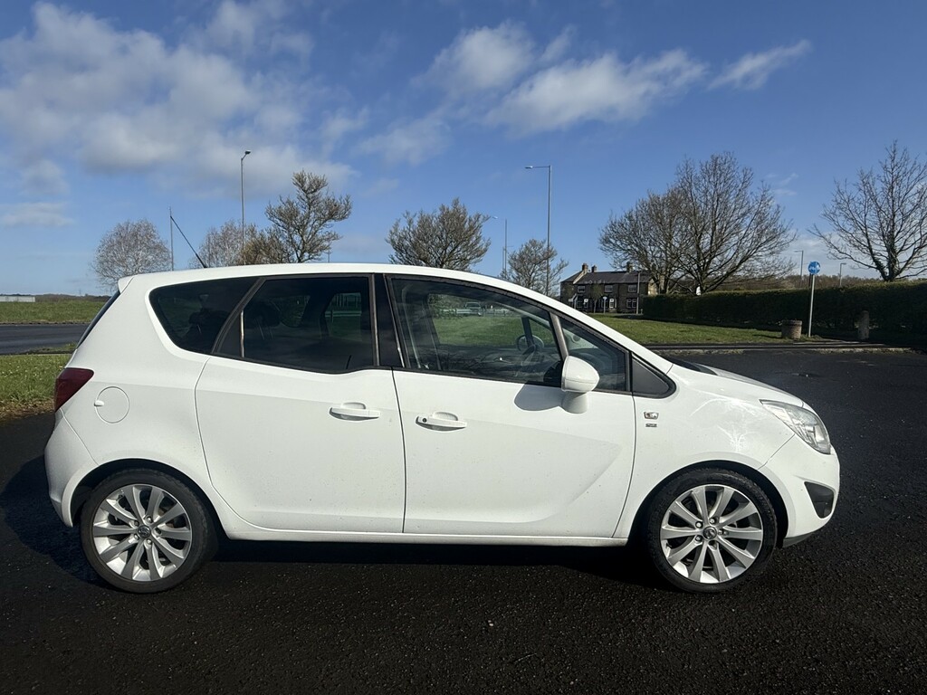 Vauxhall Meriva Mpv 1.4 16V Se 2014 AF63WRP White #3