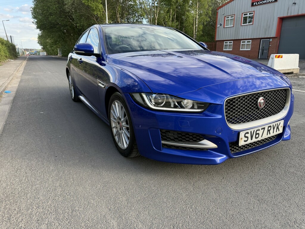 Jaguar XE 2.0 D R-sport Blue