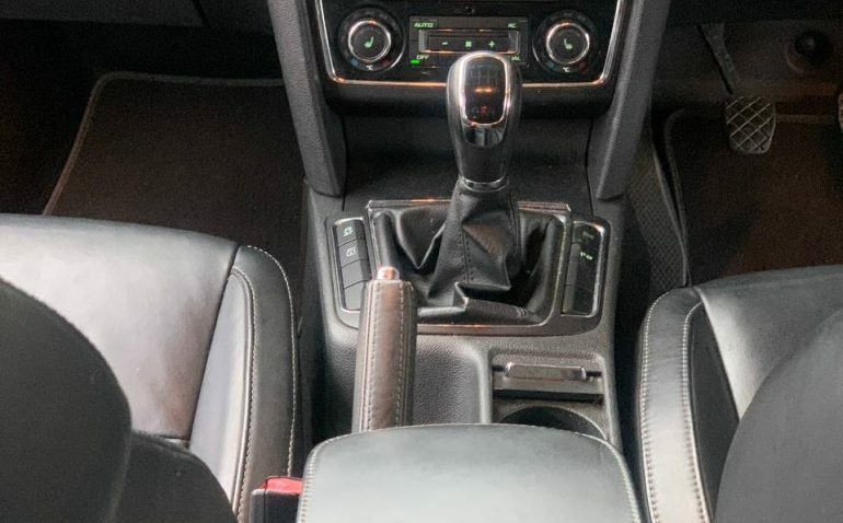 Skoda Superb 2L Elegance Brown #22