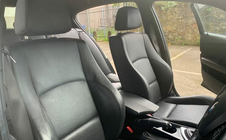 BMW 1 Series Es Black #13