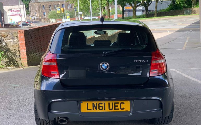 BMW 1 Series Es Black #7
