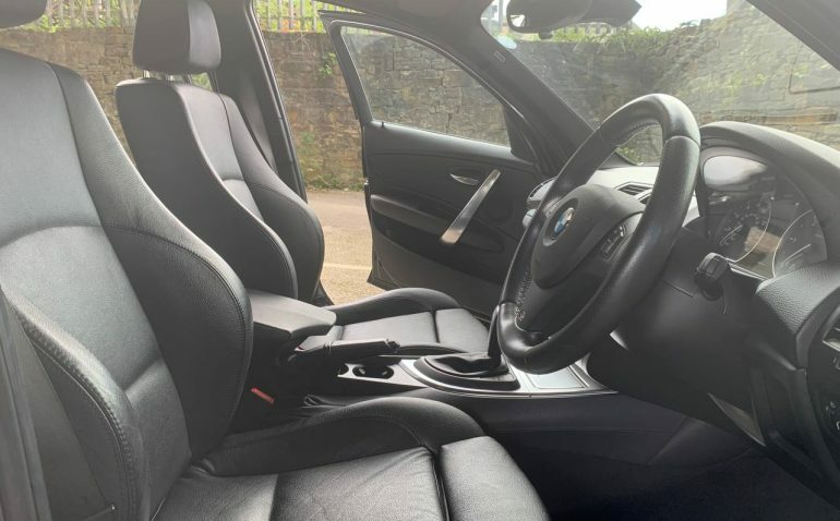 BMW 1 Series Es Black #12
