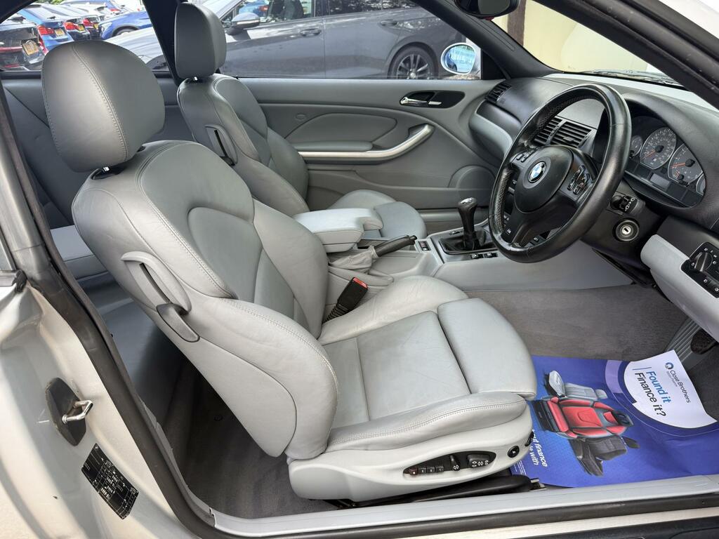 BMW M3 M3 2dr Blue #10