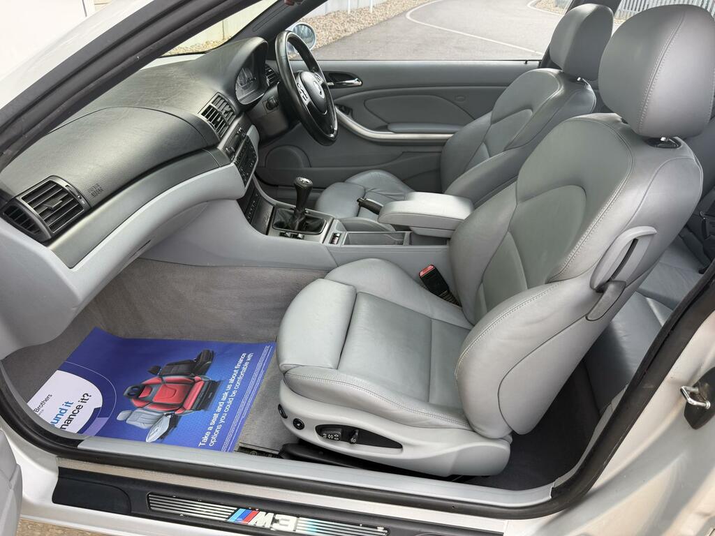 BMW M3 M3 2dr Blue #13