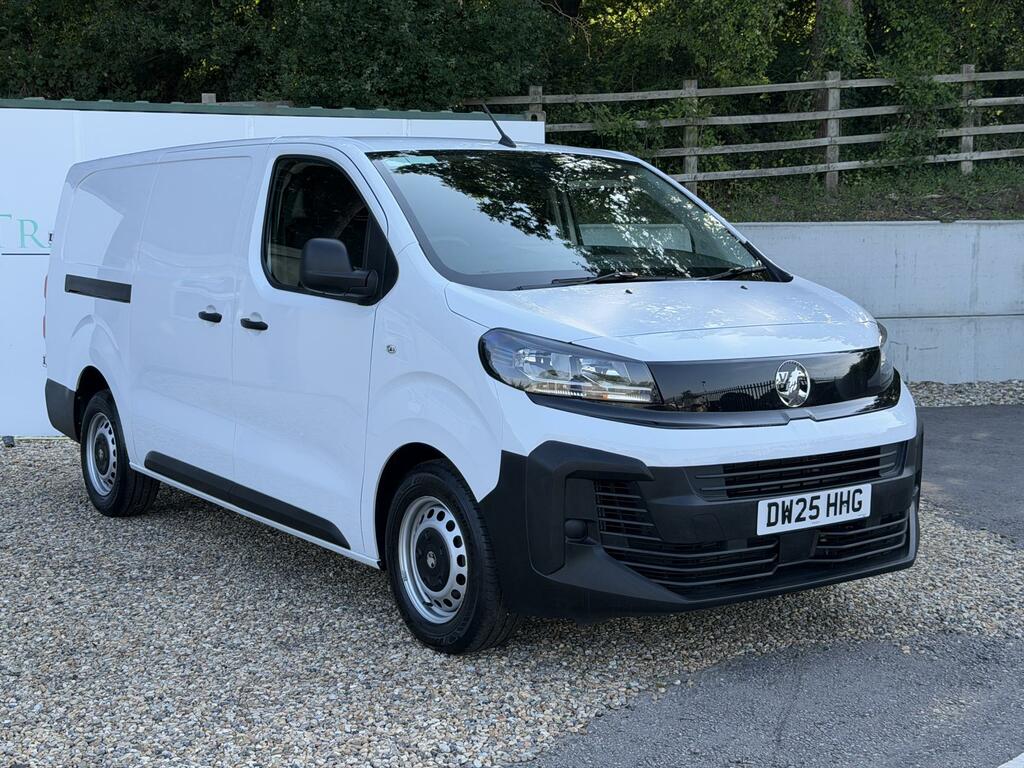 Vauxhall Vivaro Prime White #3