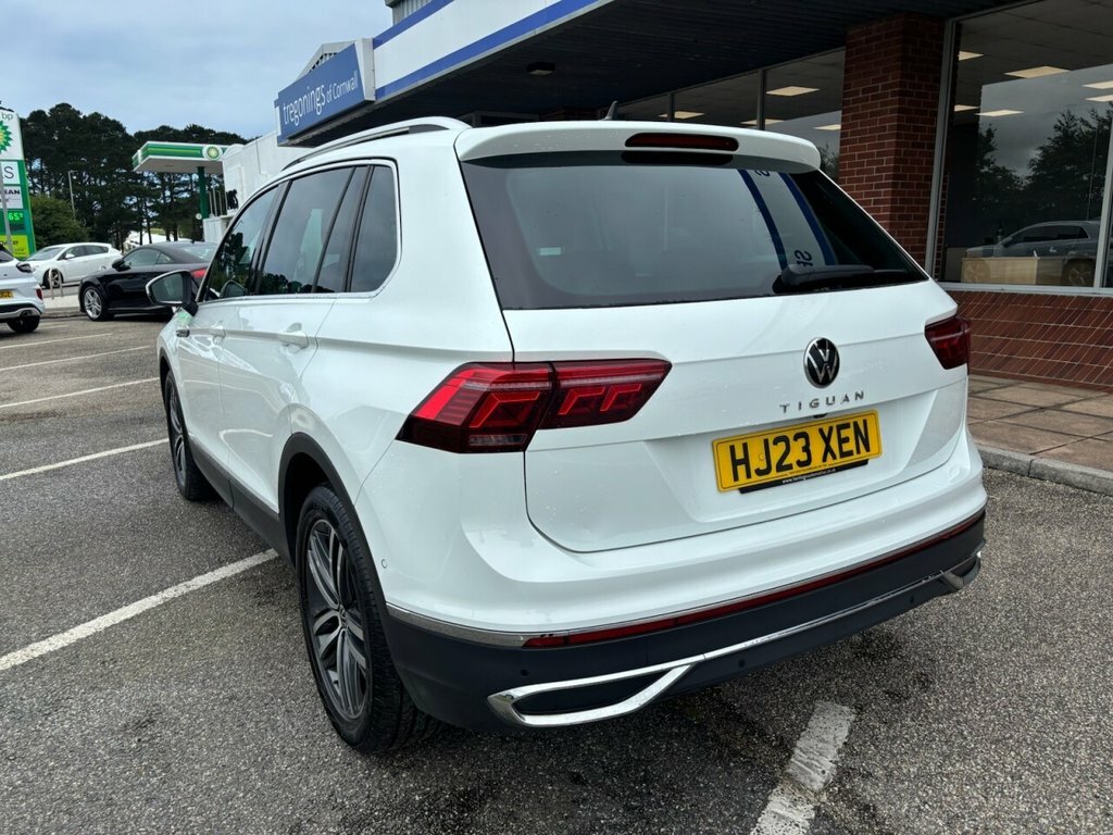 Volkswagen Tiguan Suv HJ23XEN White #2