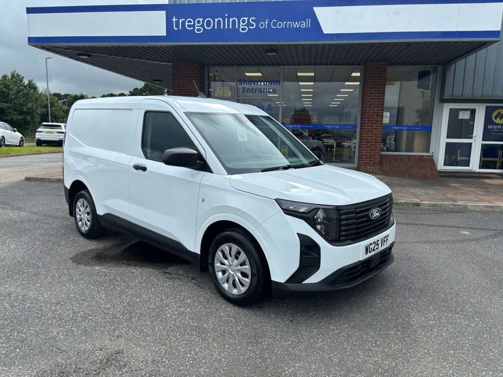 Ford Transit Courier Mpv White