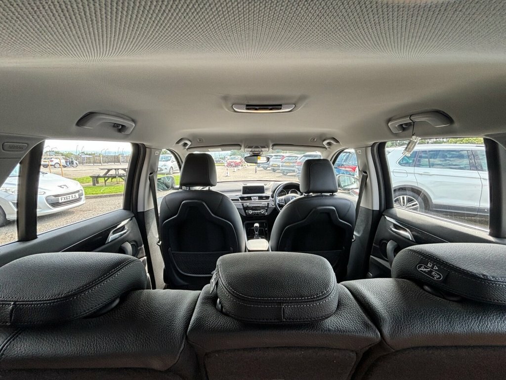 BMW X1 Suv White #3