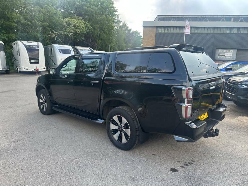 Isuzu D-Max 1.9 V-cross Double Cab 4X4 Black #4